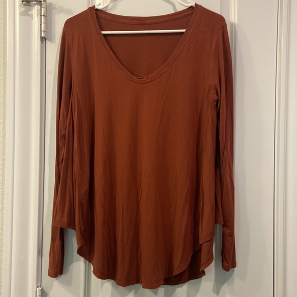 Lululemon - Up for Downtime - long sleeve shirt top - Picture 3 of 6